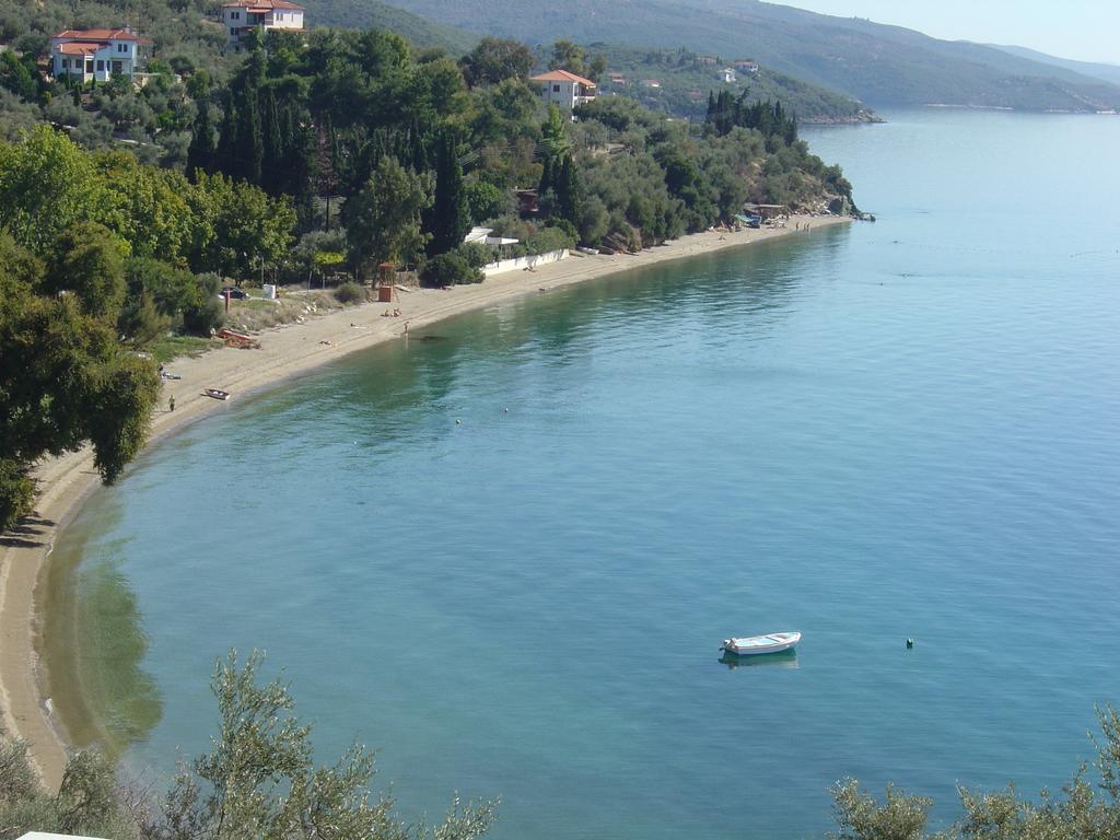 Beachfront Home For 8, Kalifteri Beach, Афиссос Экстерьер фото