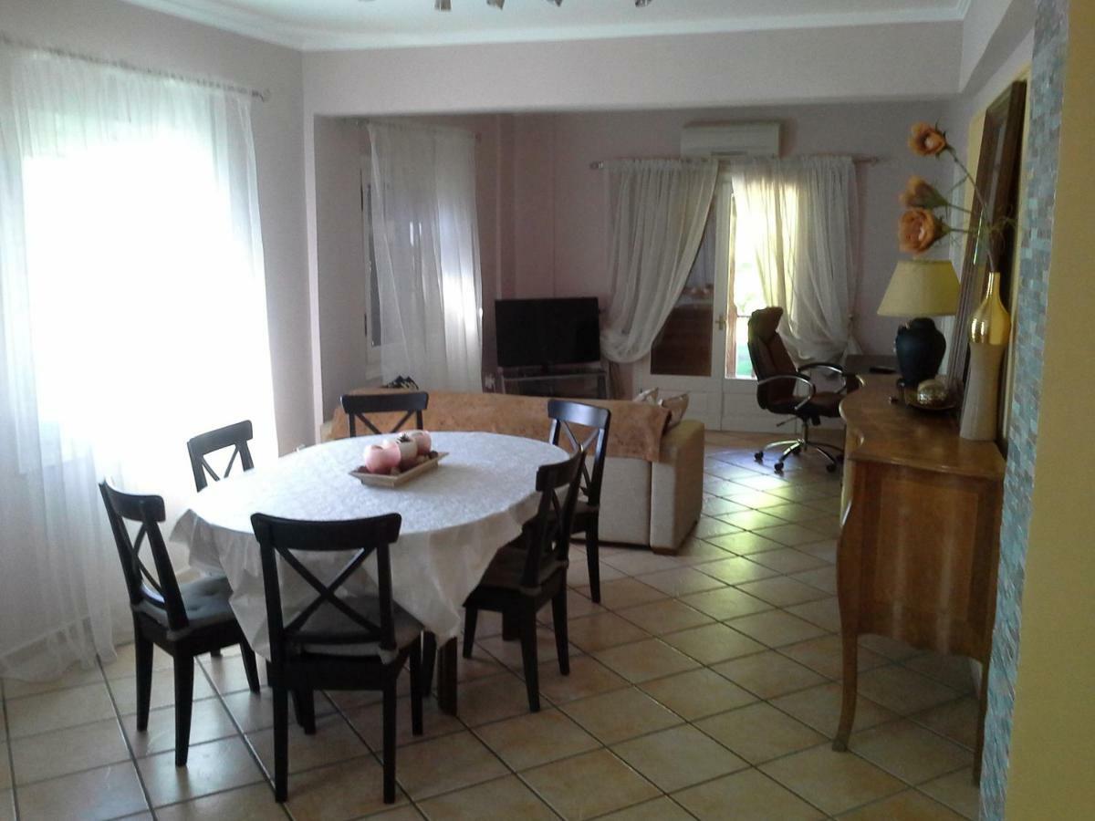 Beachfront Home For 8, Kalifteri Beach, Афиссос Экстерьер фото