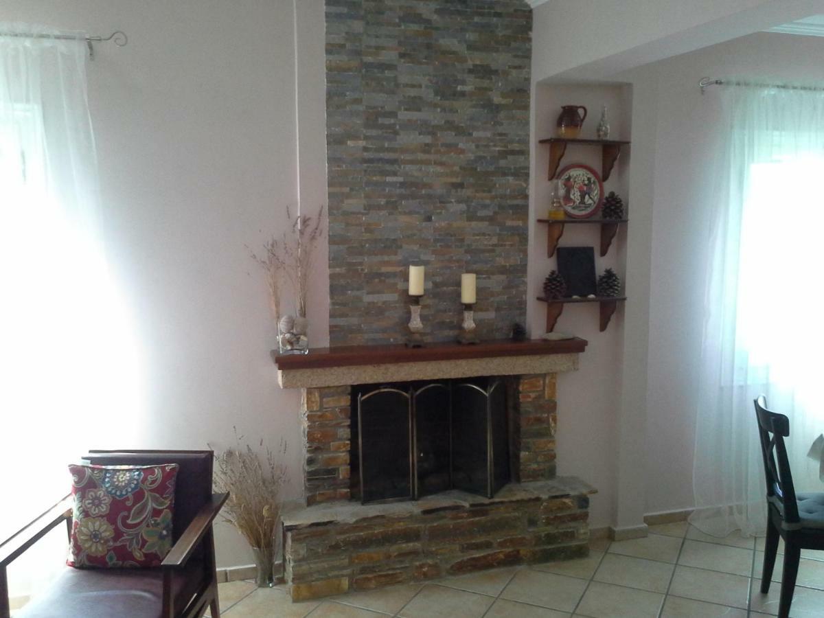 Beachfront Home For 8, Kalifteri Beach, Афиссос Экстерьер фото